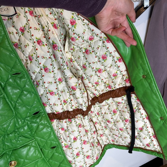 NWT Gucci QUILTED JACKET GREEN lamb skin from Gucci button closing pockets 40 S - Picture 10 of 16